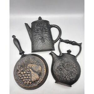 Vtg Homco 3 Pc Set Kitchen Wall Hanging Decor Tea Kettle Skillet Coffee Pot